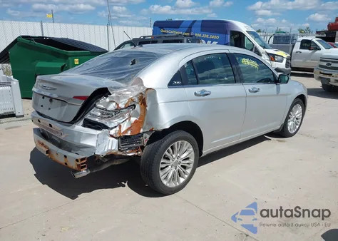 2011 Chrysler 200 Limited from USA, damaged, VIN 1C3BC2FG7BN570913